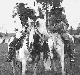 Sioux Indians on Medicine Hat horses